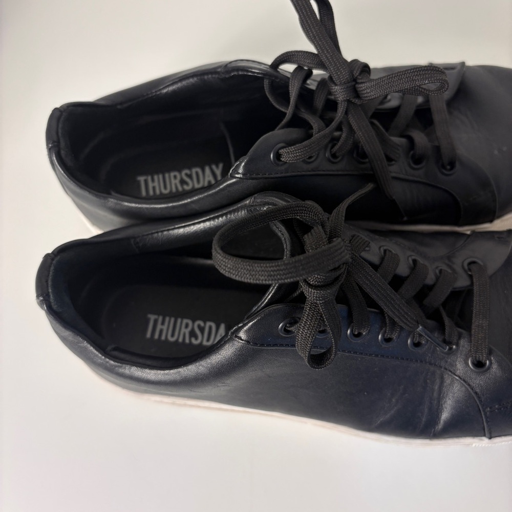 Thursday Black Leather Low-Top Lace-Up Sneakers Classic Women Travel - Picture 4 of 7